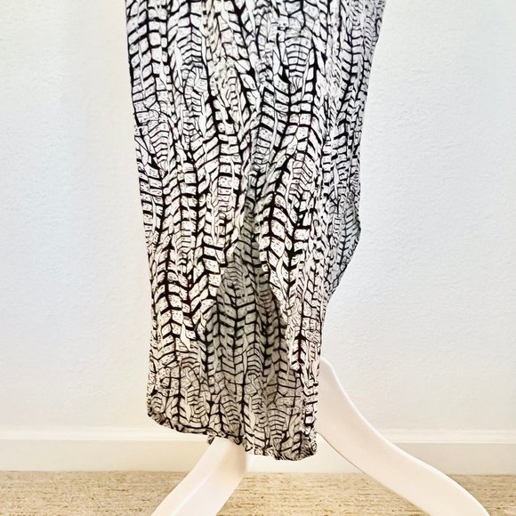 Raya Sun Resort Beachwear Vine Print Wide Leg Open Leg Wrap Cropped Rayon Pant - Picture 8 of 11